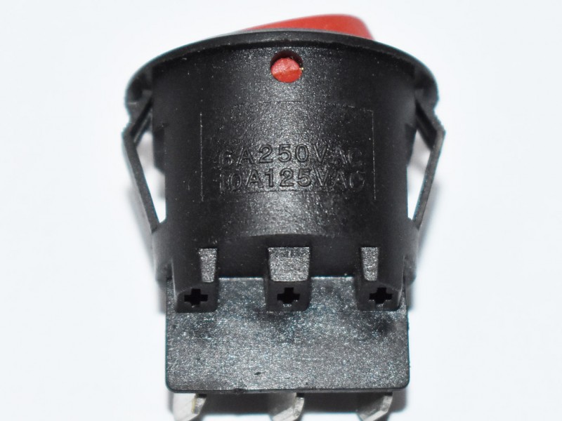 Διακόπτης Εμπρός/Πίσω 6a 250v 10a125v με τρεις υποδοχές